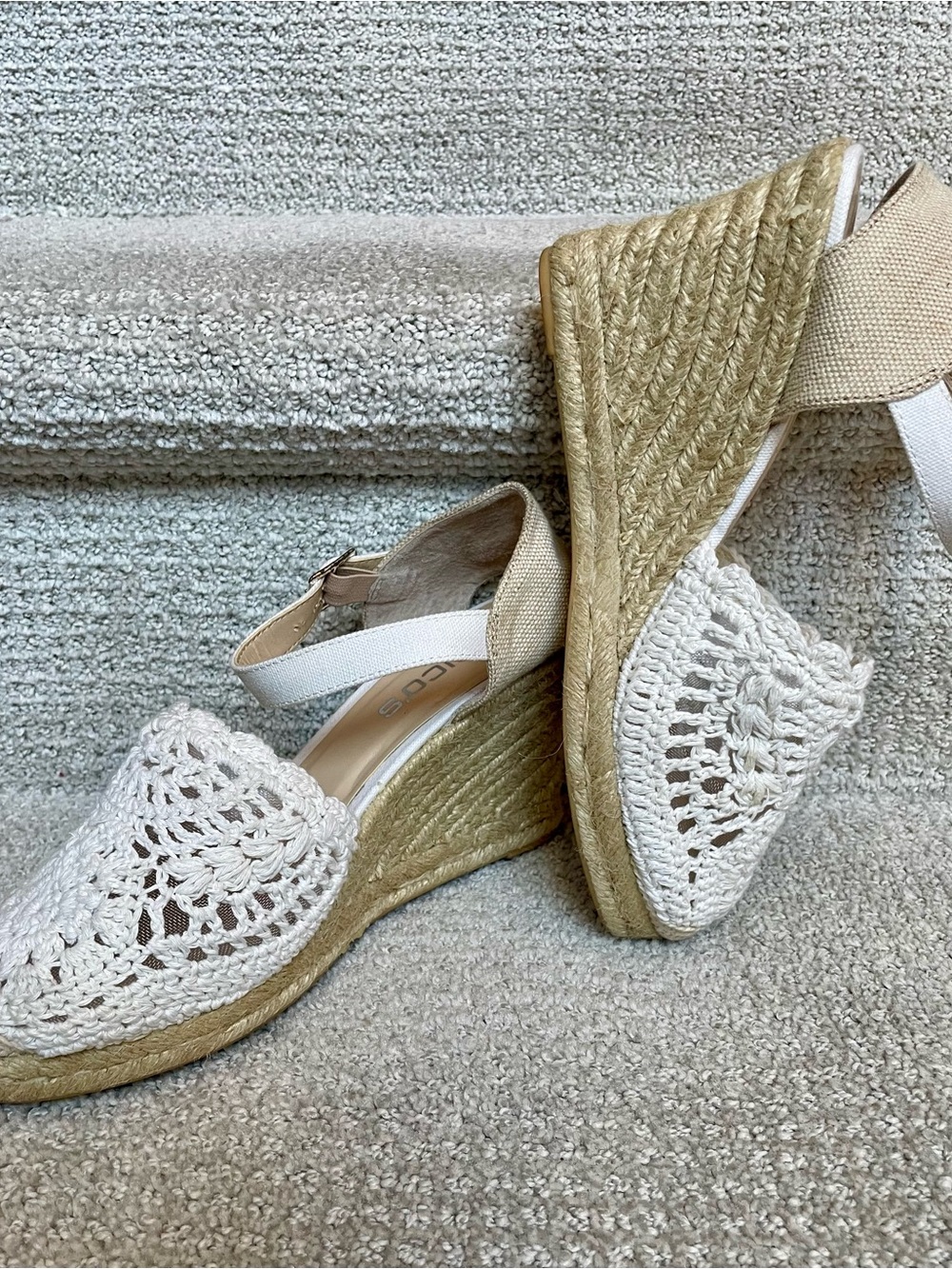 Chico's Off White Crocheted Jute Rope Wedge Ankle Strap Espadrille Sandals Sz. 7